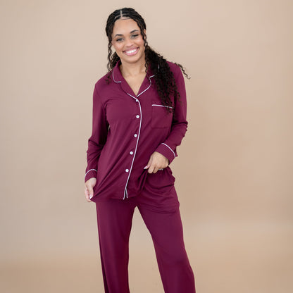 Long-Sleeved Women's Pajama Set in Burgundy with Cloud Trim