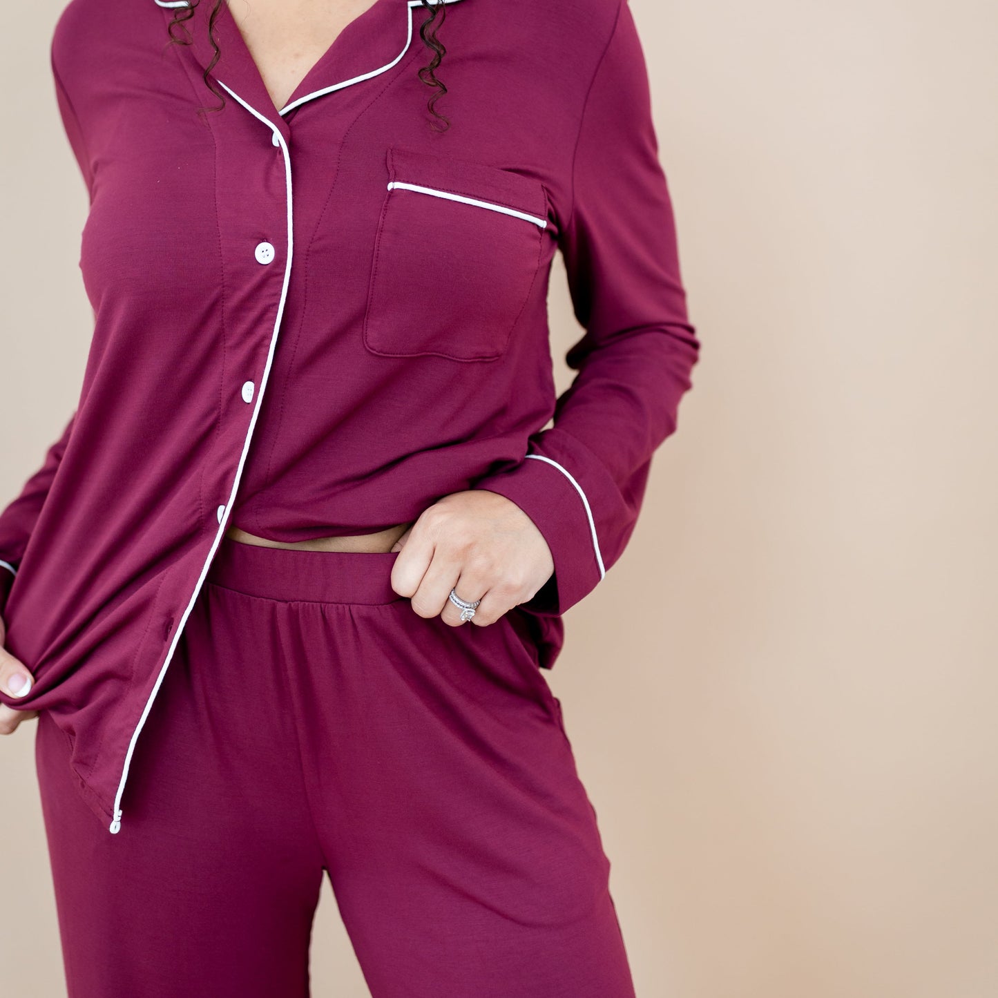 Long-Sleeved Women's Pajama Set in Burgundy with Cloud Trim