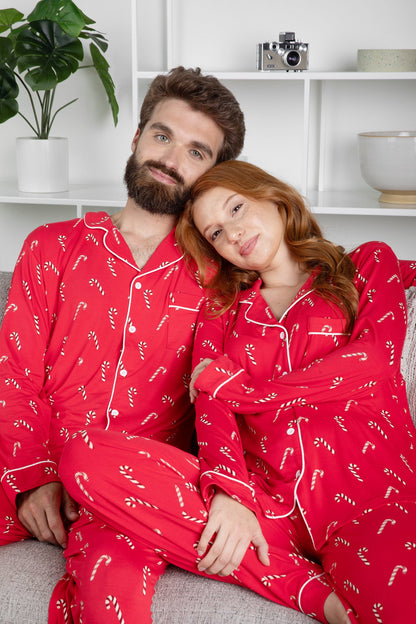 Long-Sleeved Women's Pajama Set in Candy Cane