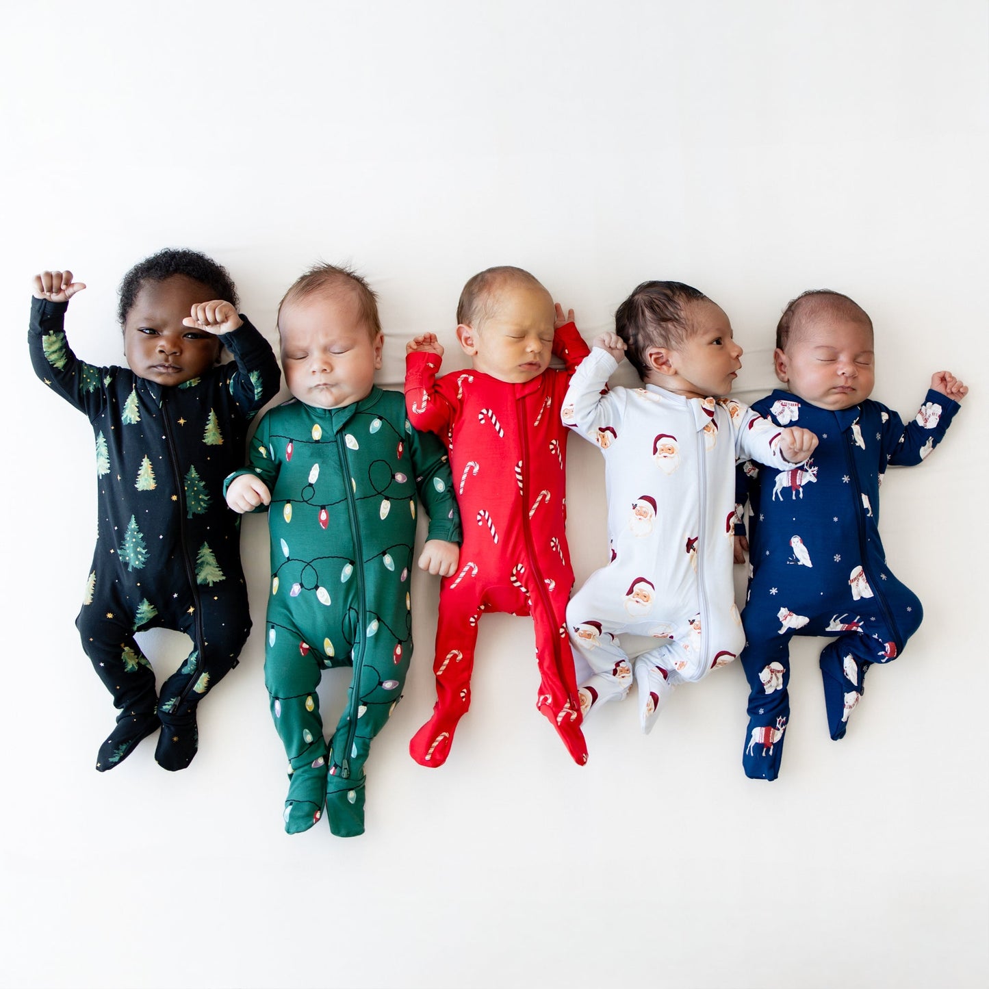 Zippered Footie in Vintage Santa