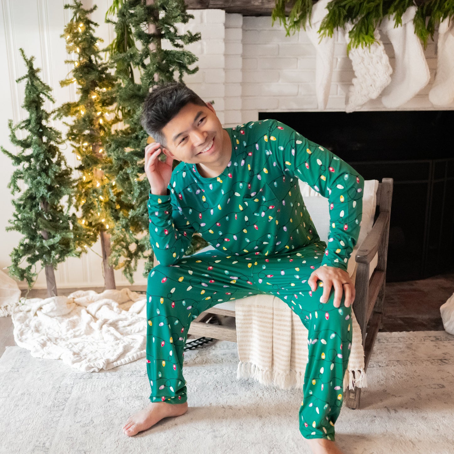 Men's Jogger Set in Merry and Bright