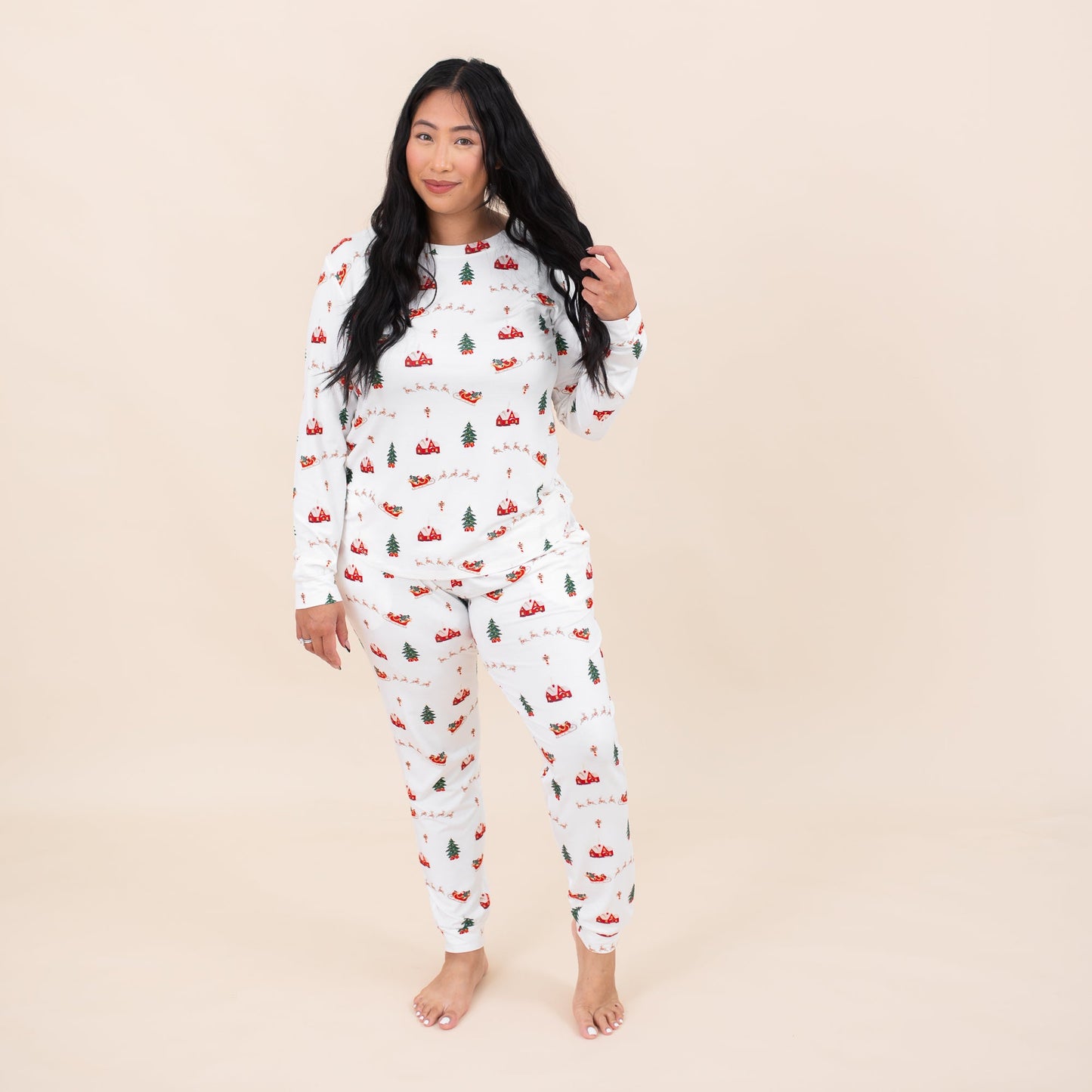 Women's Jogger Pajama Set in Santa Sleigh