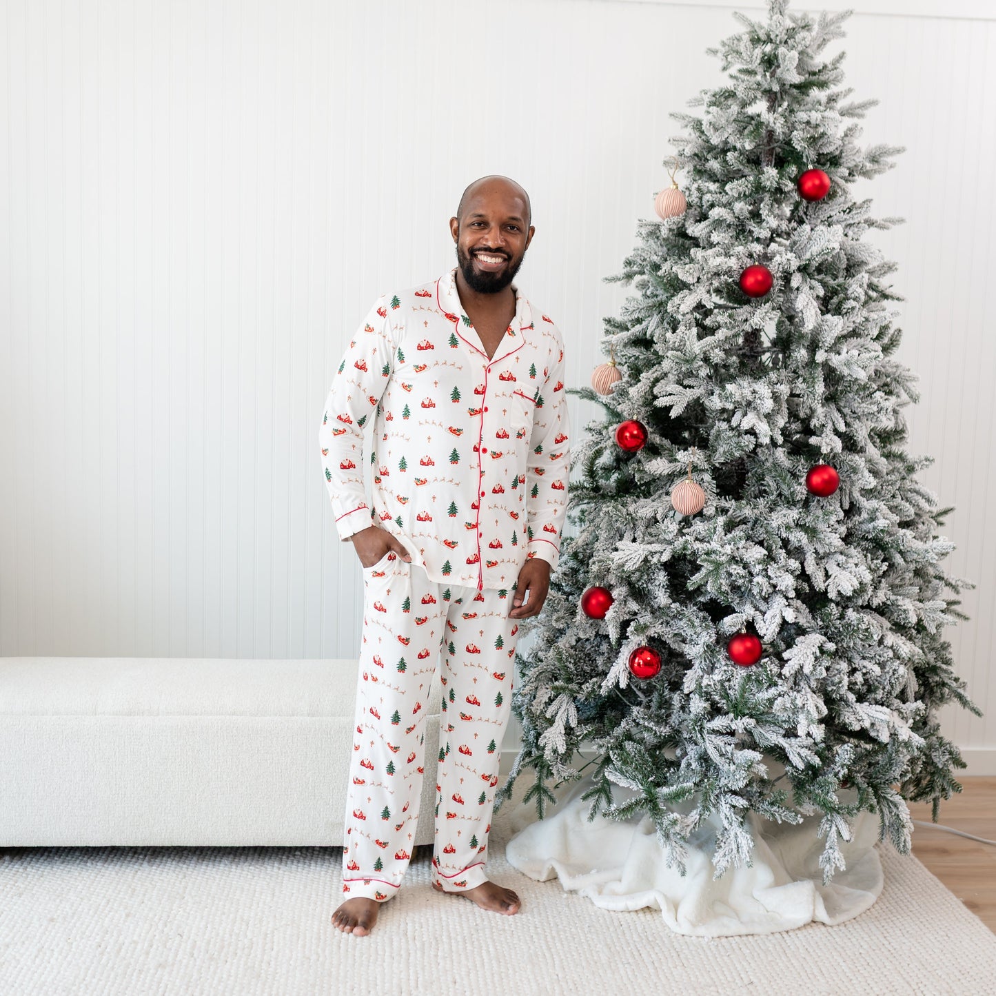 Men's Long Sleeve Pajama Set in Santa Sleigh