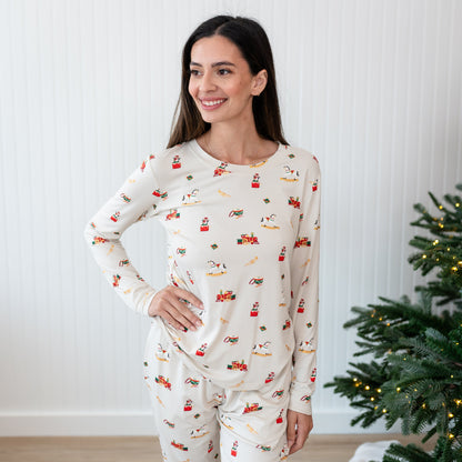 Women's Jogger Pajama Set in Vintage Toys