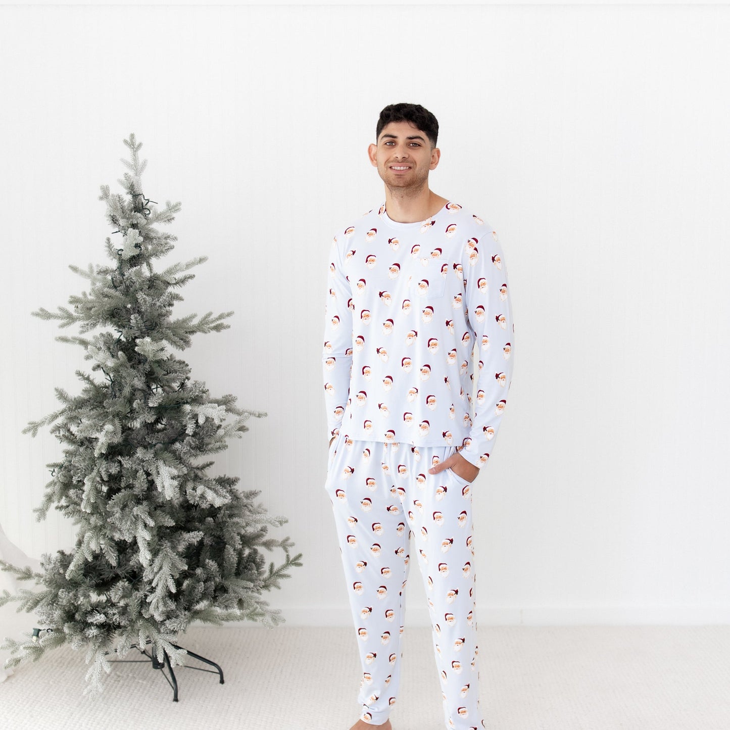 Men's Jogger Set in Vintage Santa